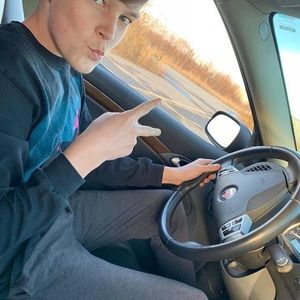 Meet your Posher, Jaycen